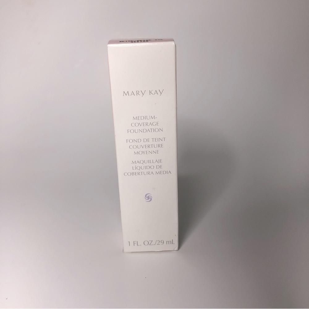 Mary Kay medium coverage foundation and tinted moisturizer in bronze